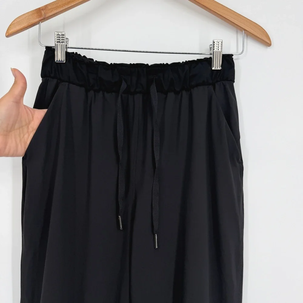 Lululemon Black Keep Moving Pants Sz 4 High Rise Relaxed